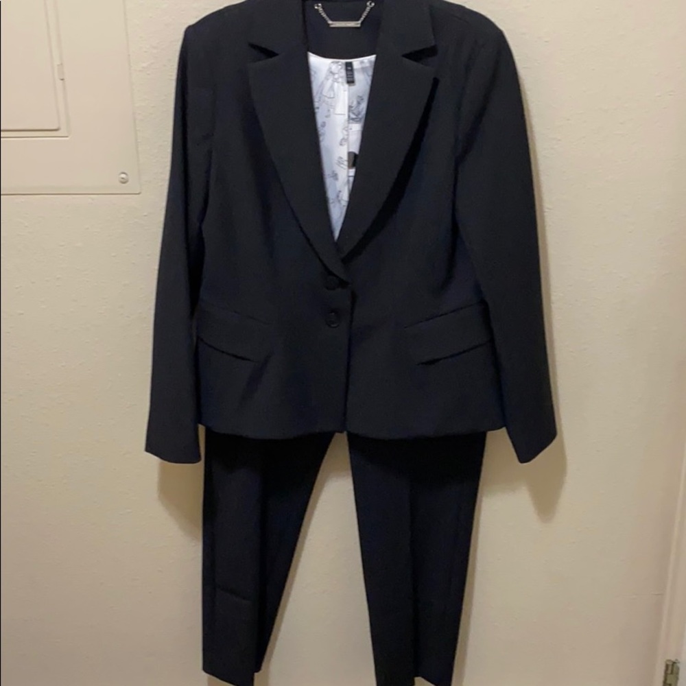 NWT White House Black Market 2 Piece suit